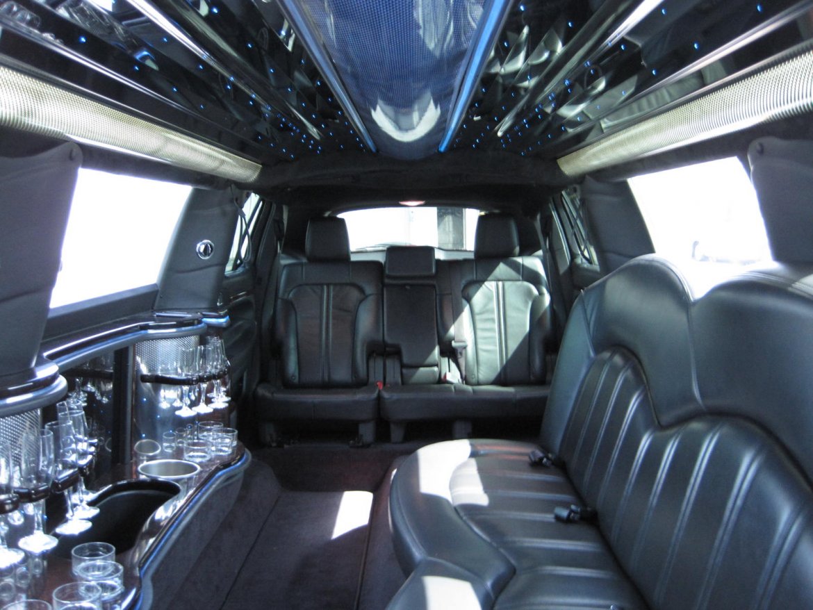 Limousine for Sale in Ozark, MO - Photo 11