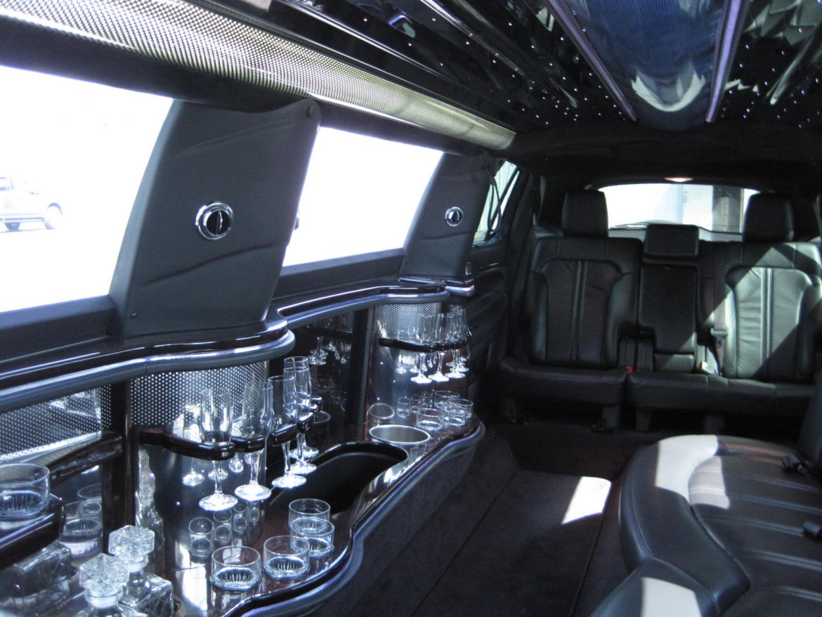 Limousine for Sale in Ozark, MO - Photo 13