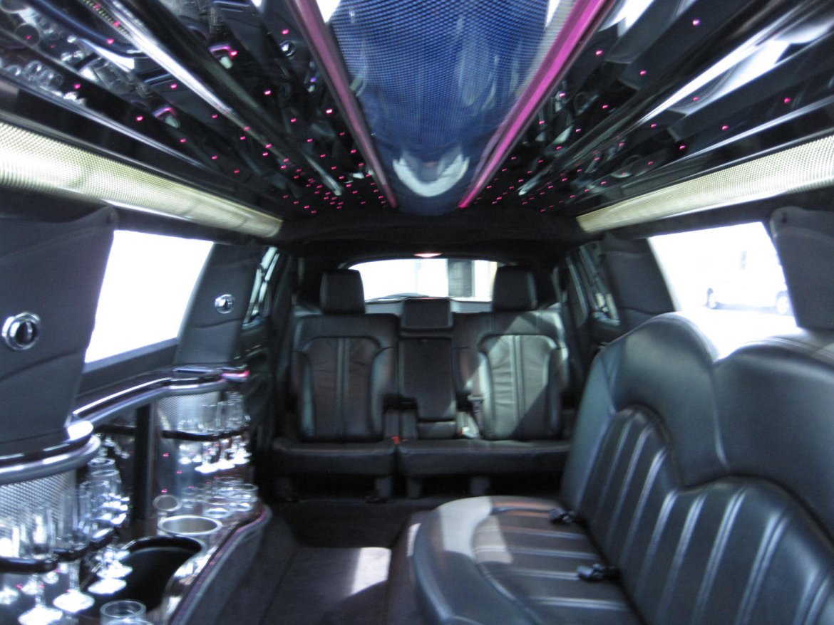 Limousine for Sale in Ozark, MO - Photo 15