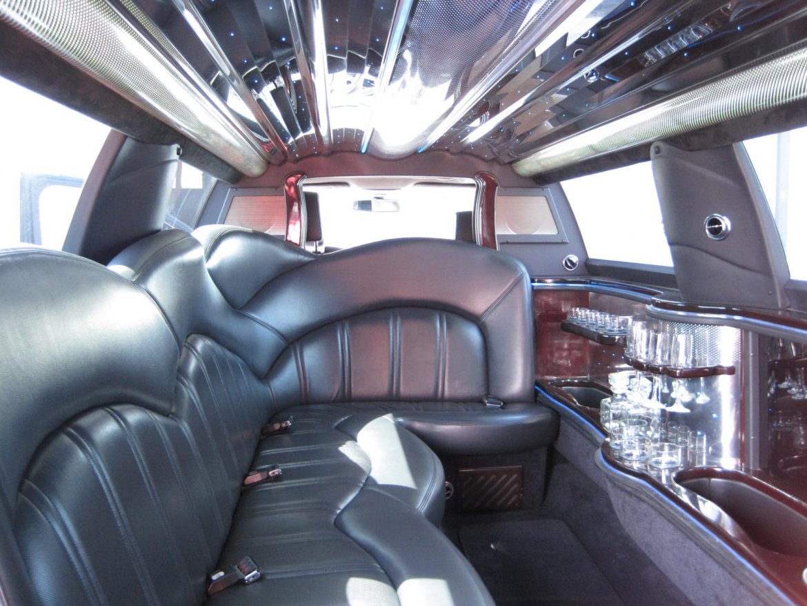 Limousine for Sale in Ozark, MO - Photo 17