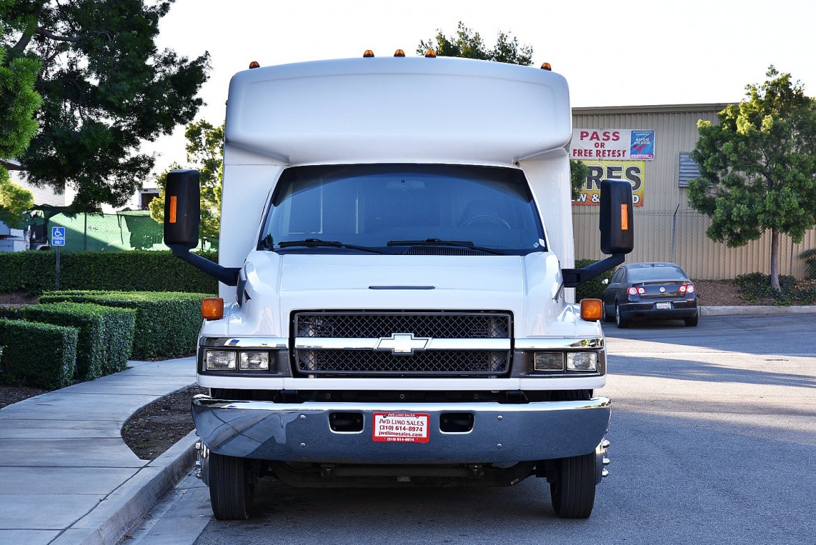 Limo Bus for Sale in Fontana, CA - Photo 3