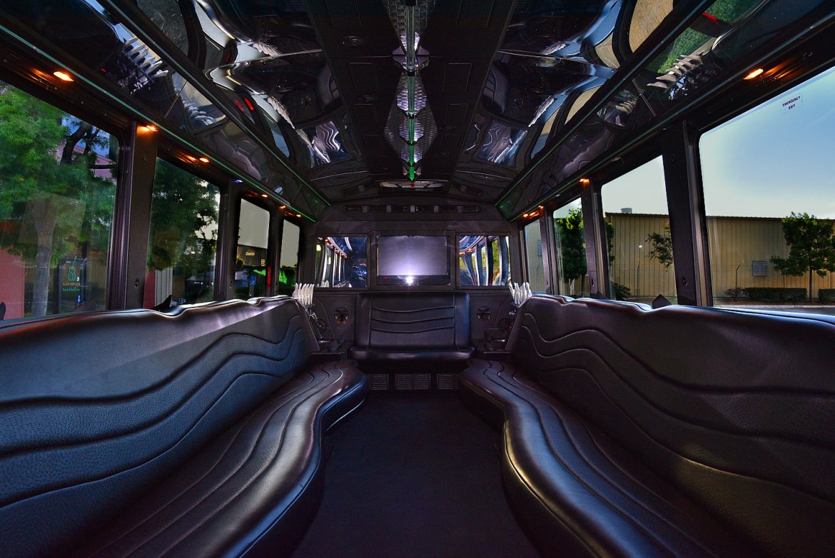Limo Bus for Sale in Fontana, CA - Photo 9
