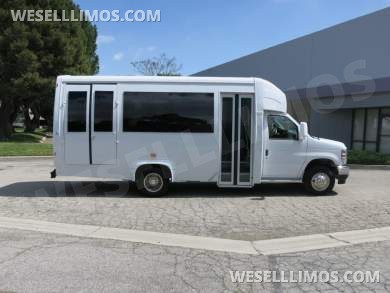 2024 Elkhart Custom Designs Ford E-350 ADA Shuttle Bus - Shuttle Bus for Sale in Carson, CA - Photo 16