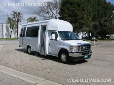2024 Elkhart Custom Designs Ford E-350 ADA Shuttle Bus - Shuttle Bus for Sale in Carson, CA - Photo 17