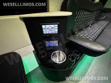 2022 Mercedes-Benz 3500 Sprinter Limousine - Sprinter for Sale in Carson, CA - Photo 18