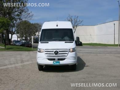 2022 Mercedes-Benz 3500 Sprinter Limousine - Sprinter for Sale in Carson, CA - Photo 13