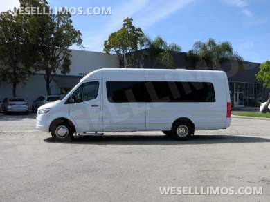 2022 Mercedes-Benz 3500 Sprinter Limousine - Sprinter for Sale in Carson, CA - Photo 15