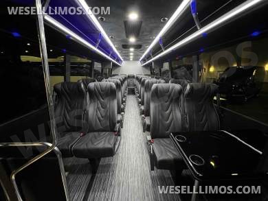 2024 Chevrolet 6500 Executive Shuttle for Sale in Springfield, MO