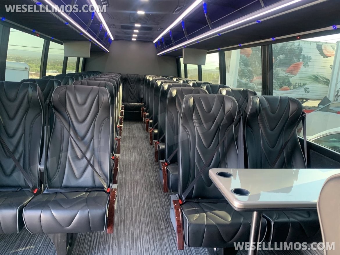 Executive Shuttle for Sale in Springfield, MO - Photo 7