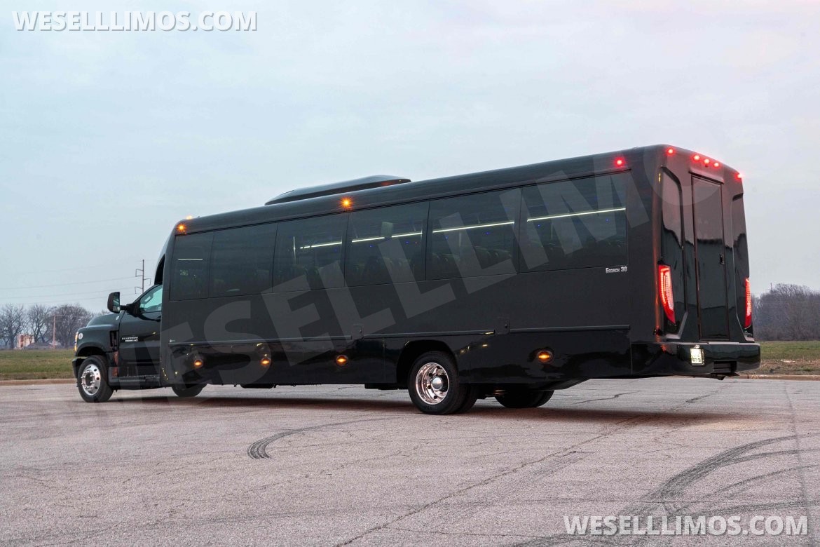 Executive Shuttle for Sale in Springfield, MO - Photo 11