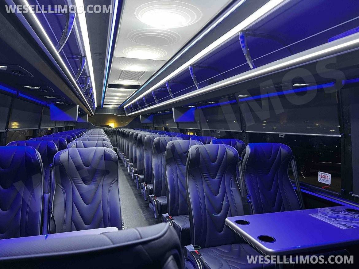 Executive Shuttle for Sale in Springfield, MO - Photo 2