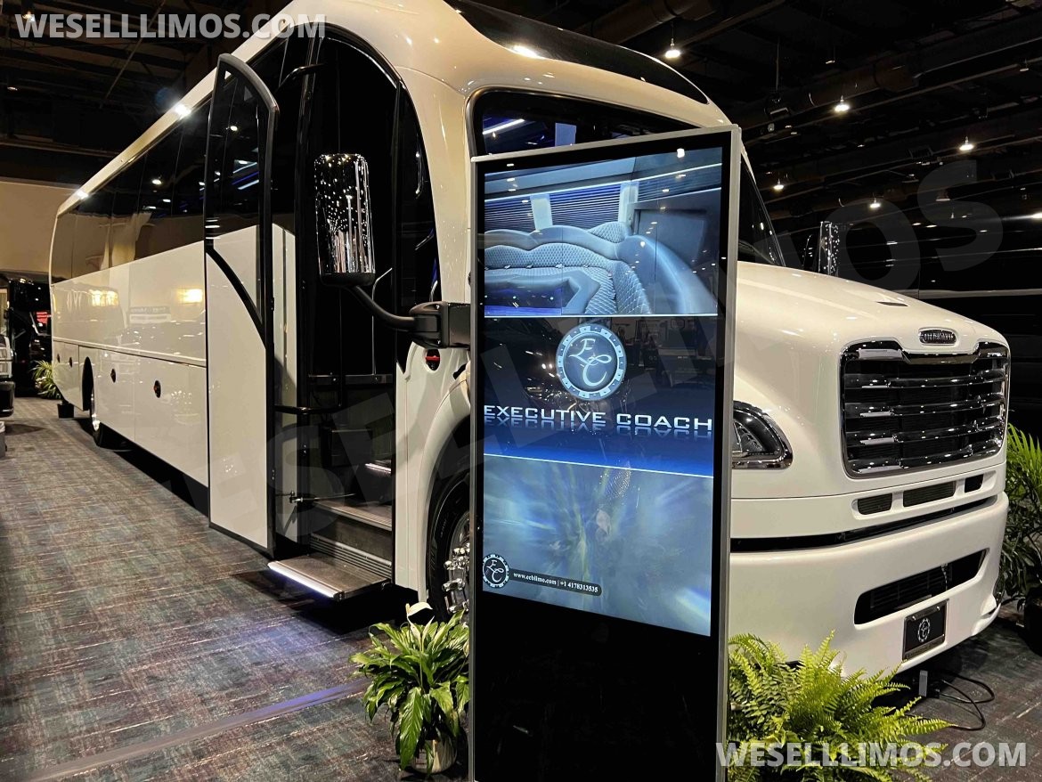 Executive Shuttle for Sale in Springfield, MO - Photo 8