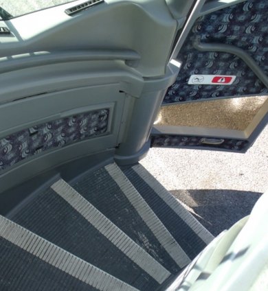 2007 MCI J4500 Motorcoach - Motorcoach for Sale in San Francisco, CA - Photo 15