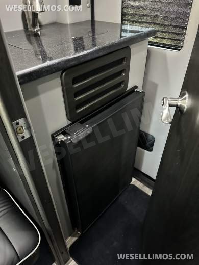 2023 Midwest Automotive Design Mercedes-Benz Sprinter 144 4x4 Sprinter - Sprinter for Sale in Fort Smith, AR - Photo 31