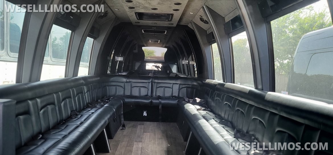 Limo Bus for Sale in Frisco, TX - Photo 12