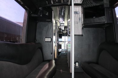 1998 Van Hool T2145 Limo Bus - Limo Bus for Sale in San Francisco, CA - Photo 23