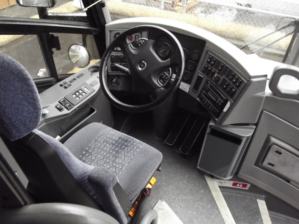 Motorcoach for Sale in San Francisco, CA - Photo 21