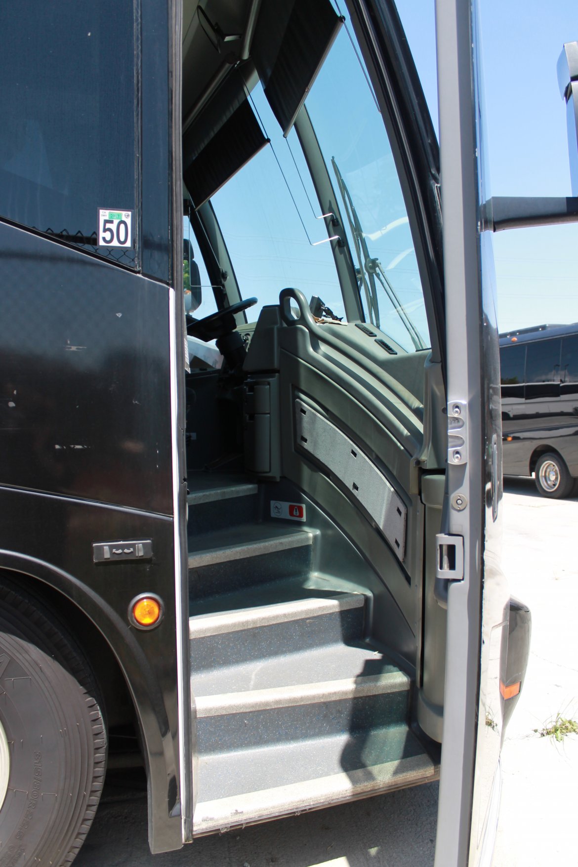 Motorcoach for Sale in San Francisco, CA - Photo 10