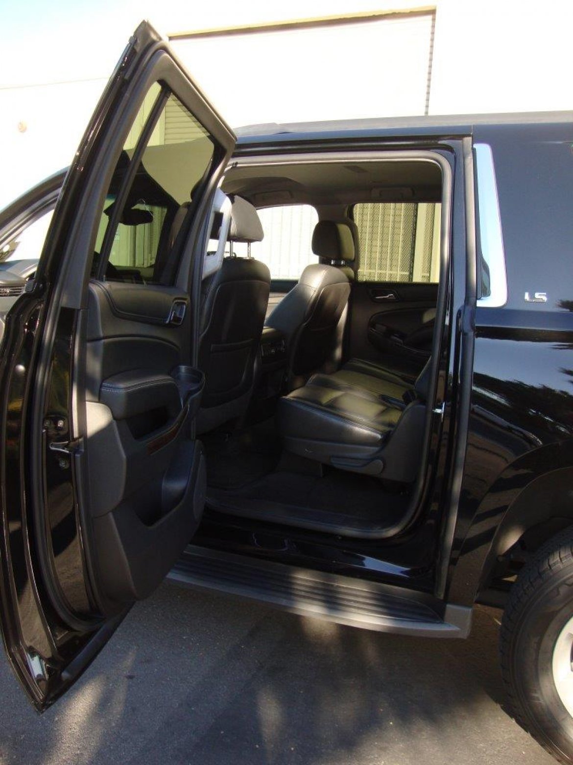 SUV for Sale in Carson, CA - Photo 11