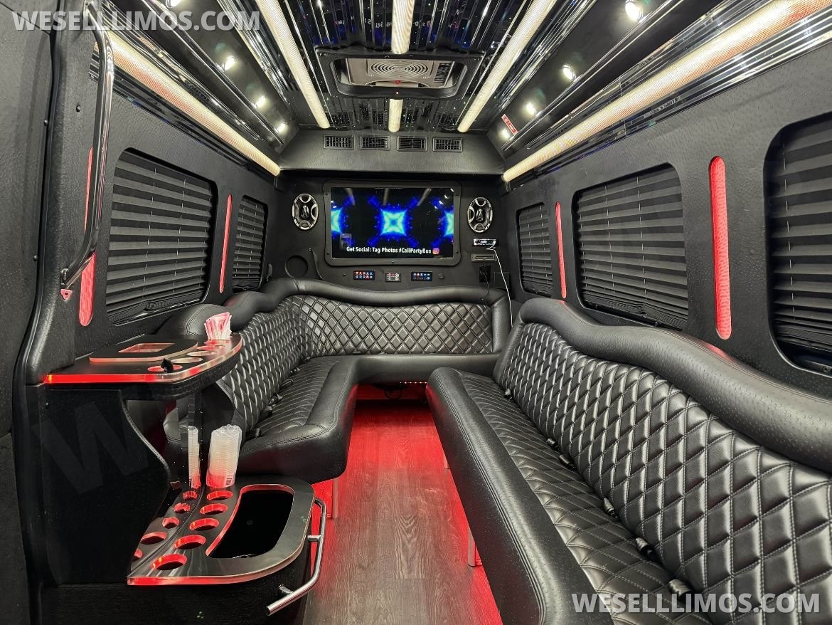 Sprinter for Sale in Oakland, CA - Photo 2