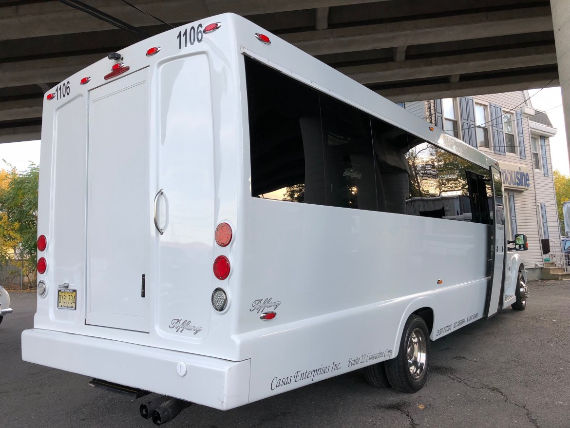 Limo Bus for Sale in Hillside, NJ - Photo 6