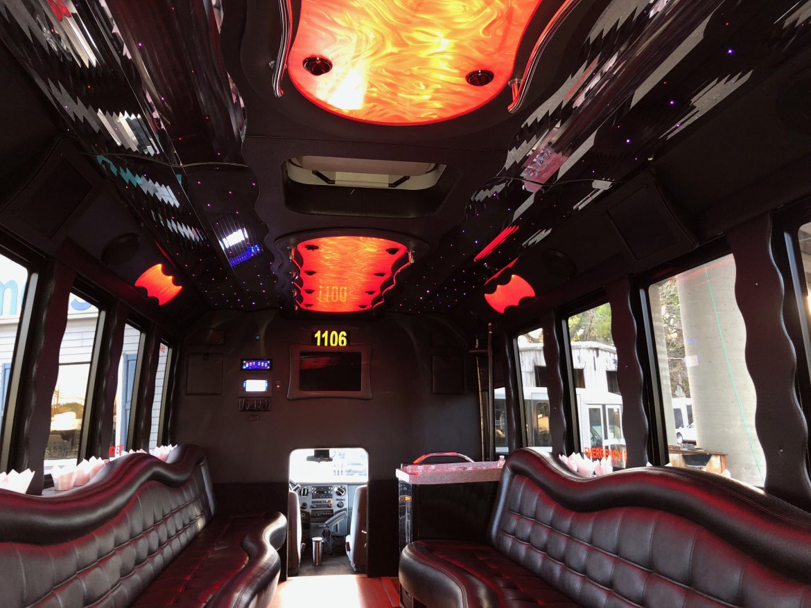 Limo Bus for Sale in Hillside, NJ - Photo 18