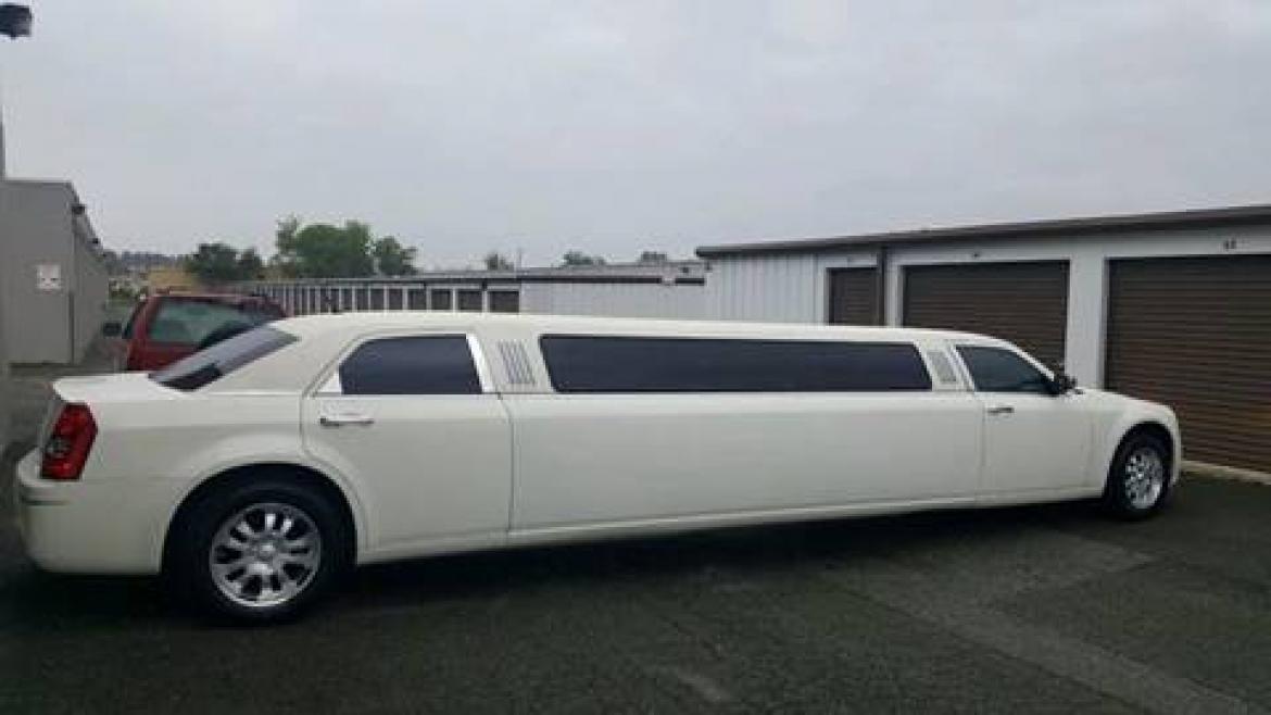 Limousine for Sale in Richmond , VA - Photo 4