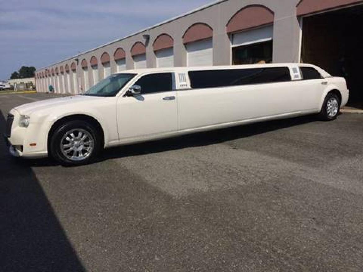 Limousine for Sale in Richmond , VA - Photo 8