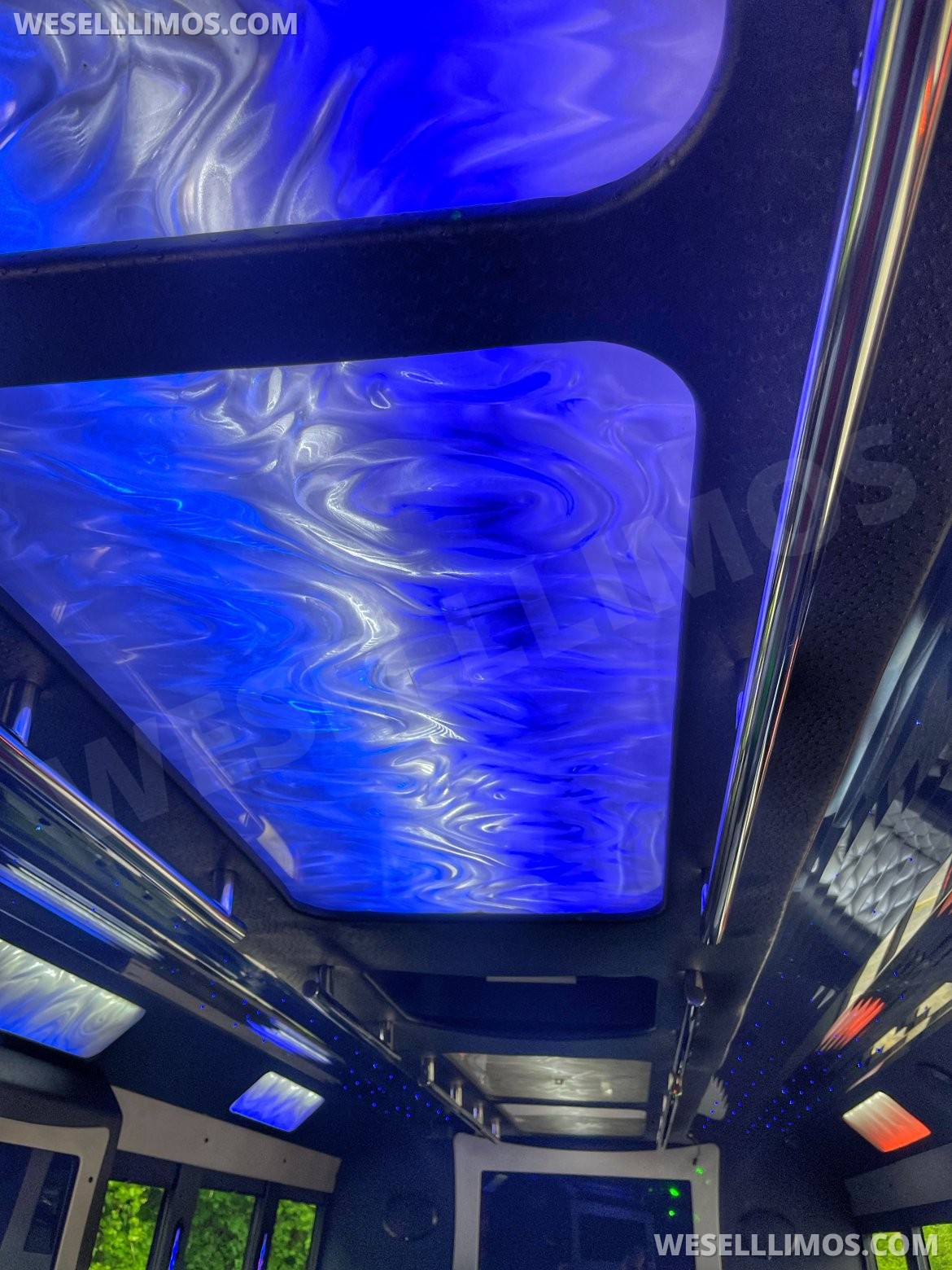 Limo Bus for Sale in Swanzey, NH - Photo 13