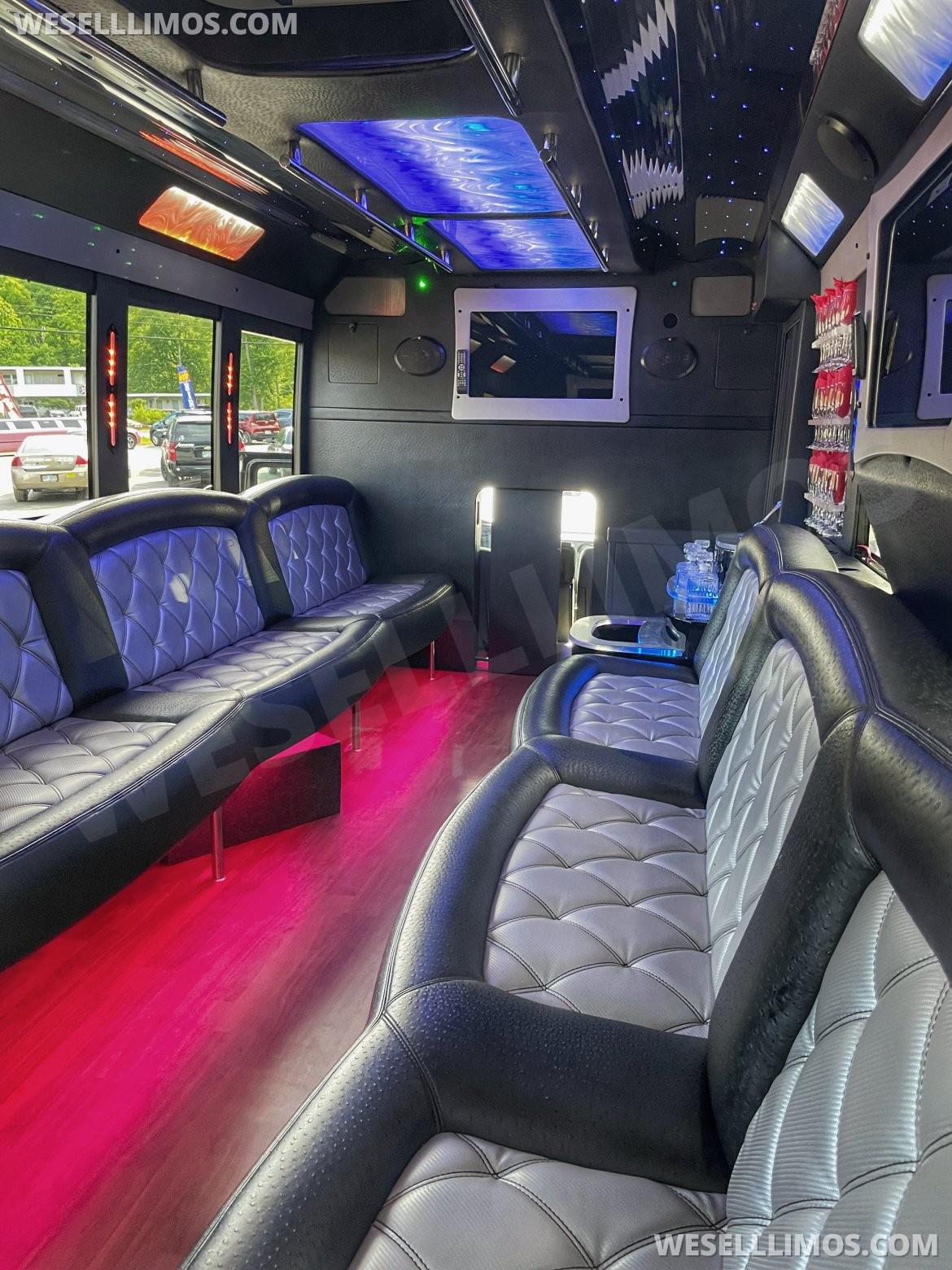 Limo Bus for Sale in Swanzey, NH - Photo 14