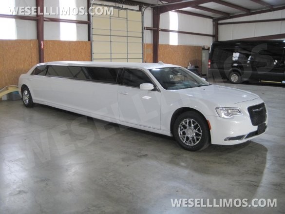 2016 Chrysler 300 Limousine for Sale in OZARK, MO - Main Photo