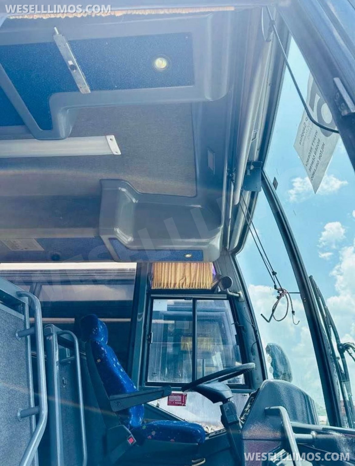 Motorcoach for Sale in Orlando, FL - Photo 7