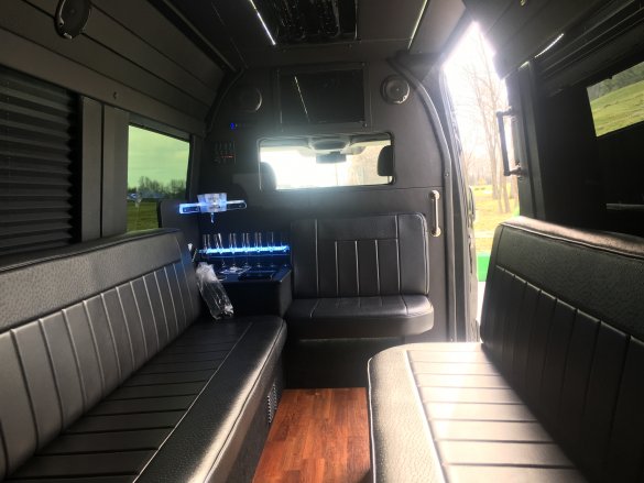 2014 Freightliner 2500 Sprinter for Sale in Indianapolis, IN - Photo 3