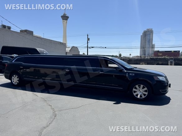 2017 Lincoln MKT Limousine Limousine for Sale in Las Vegas, NV - Main Photo