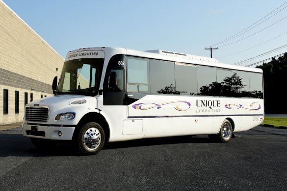 2008 Freightliner Bus  Motorcoach for Sale in Harrisburg, PA - Main Photo
