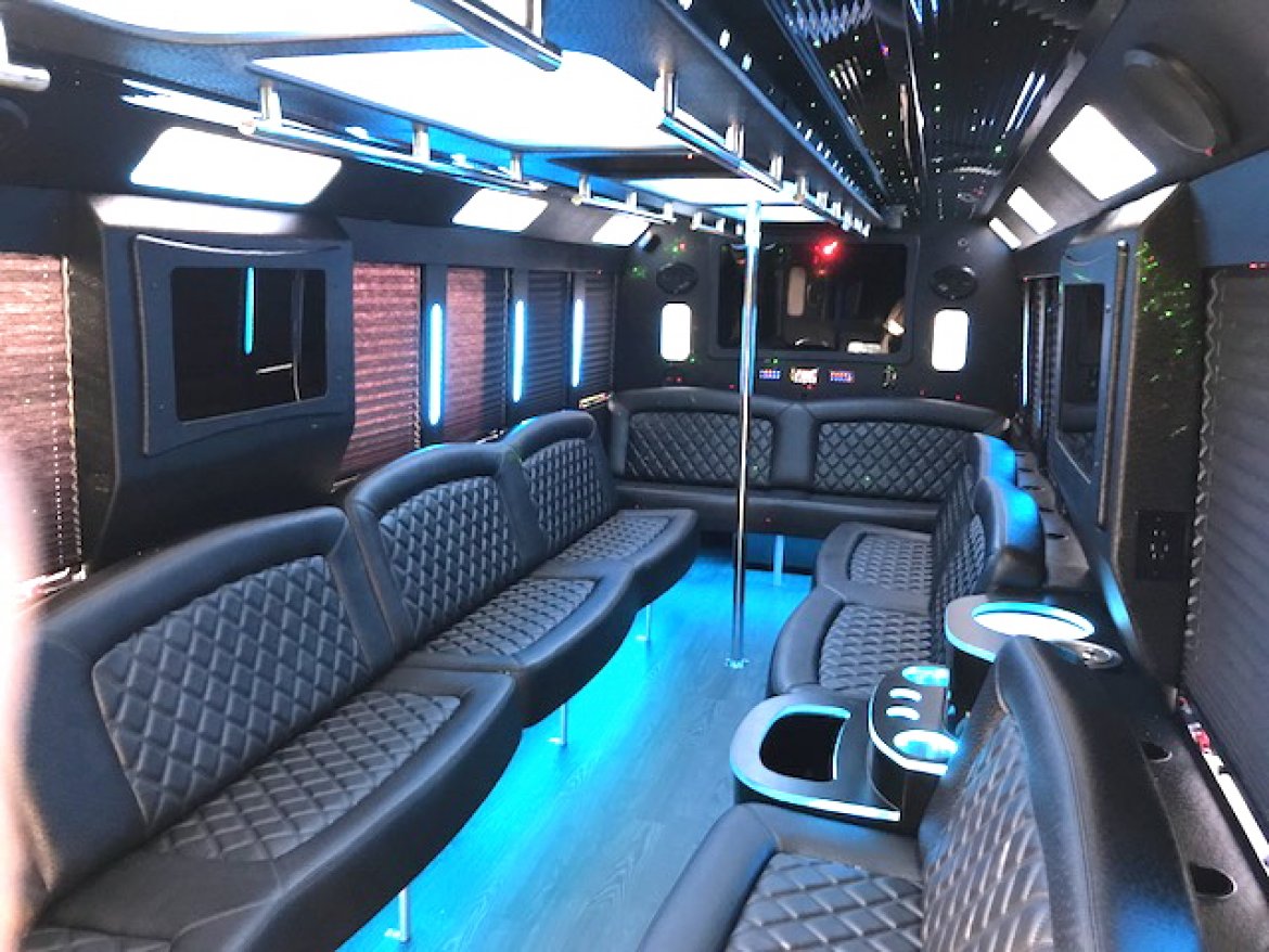 Limo Bus for Sale in Oaklyn, NJ - Photo 12