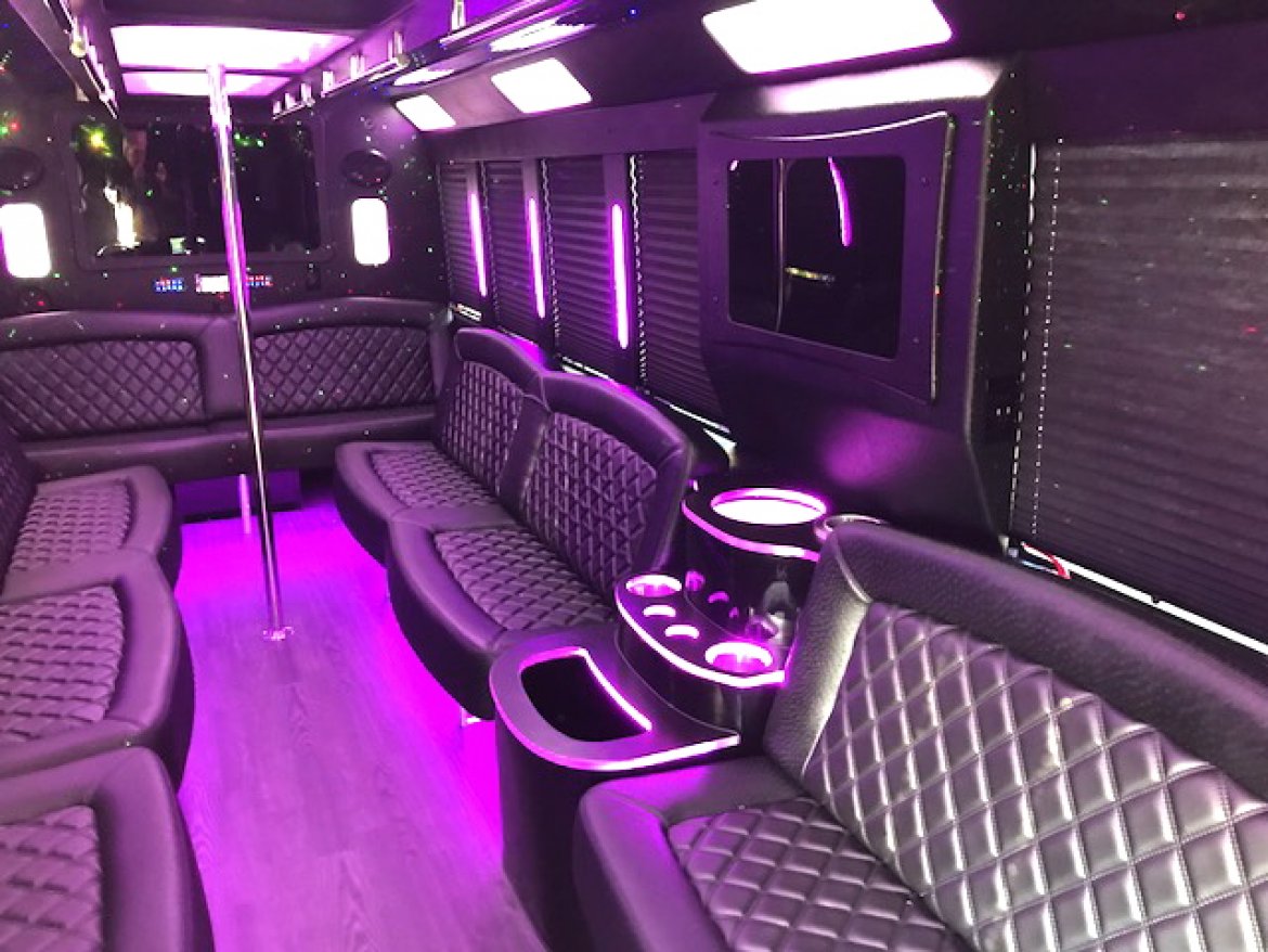 Limo Bus for Sale in Oaklyn, NJ - Photo 13