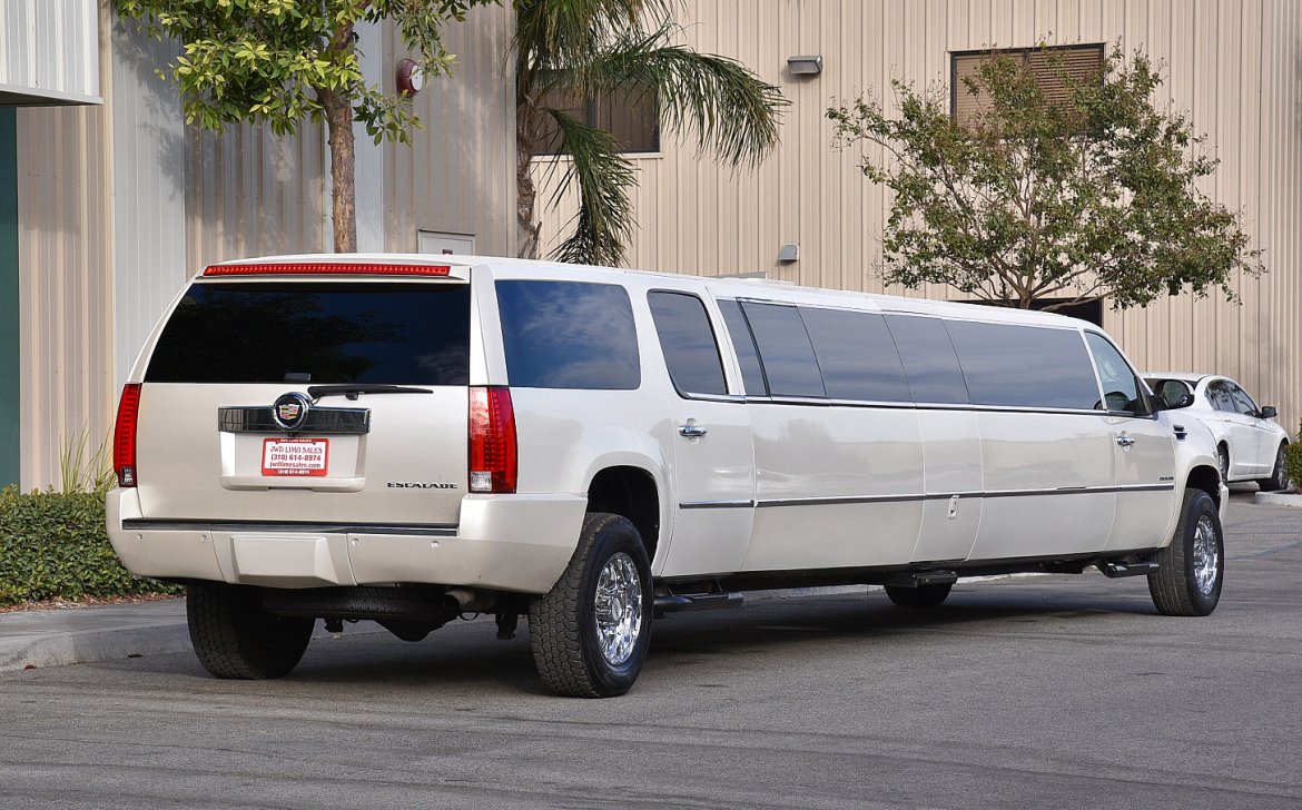 SUV Stretch for Sale in Fontana, CA - Photo 7