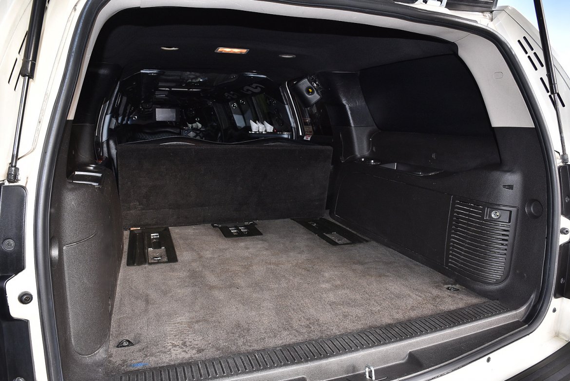 SUV Stretch for Sale in Fontana, CA - Photo 9