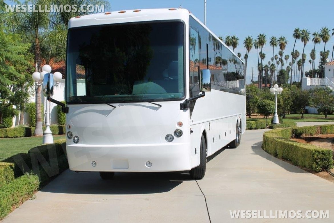 Limo Bus for Sale in Garden Grove, CA - Photo 3