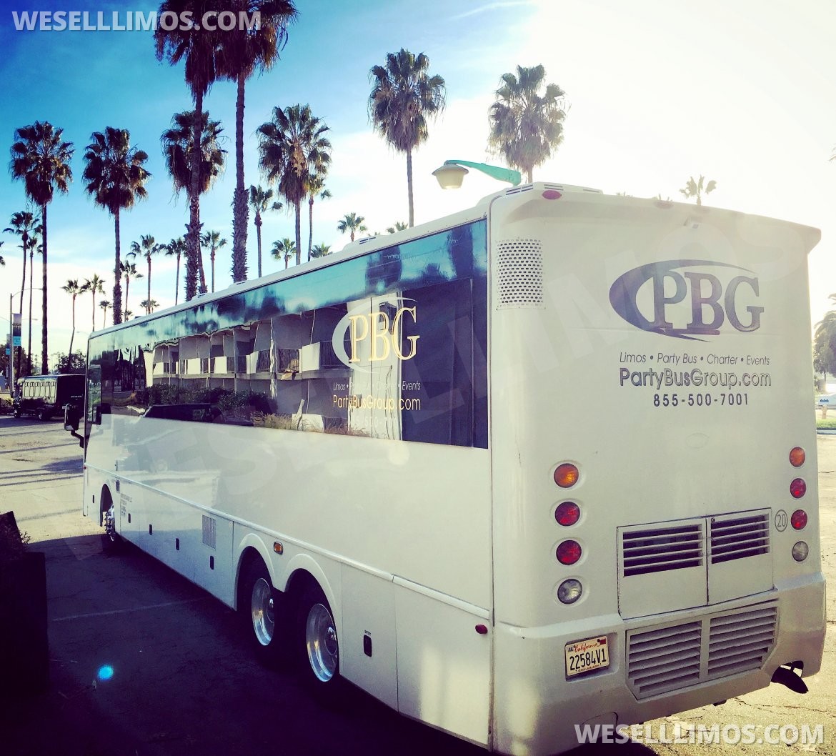 Limo Bus for Sale in Garden Grove, CA - Photo 6