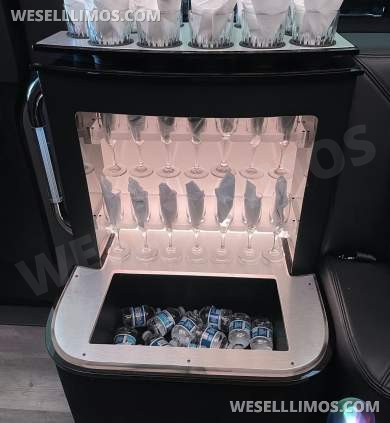 2024 Ford 350HD Transit Limo Van Sprinter - Sprinter for Sale in Vacaville, CA - Photo 7