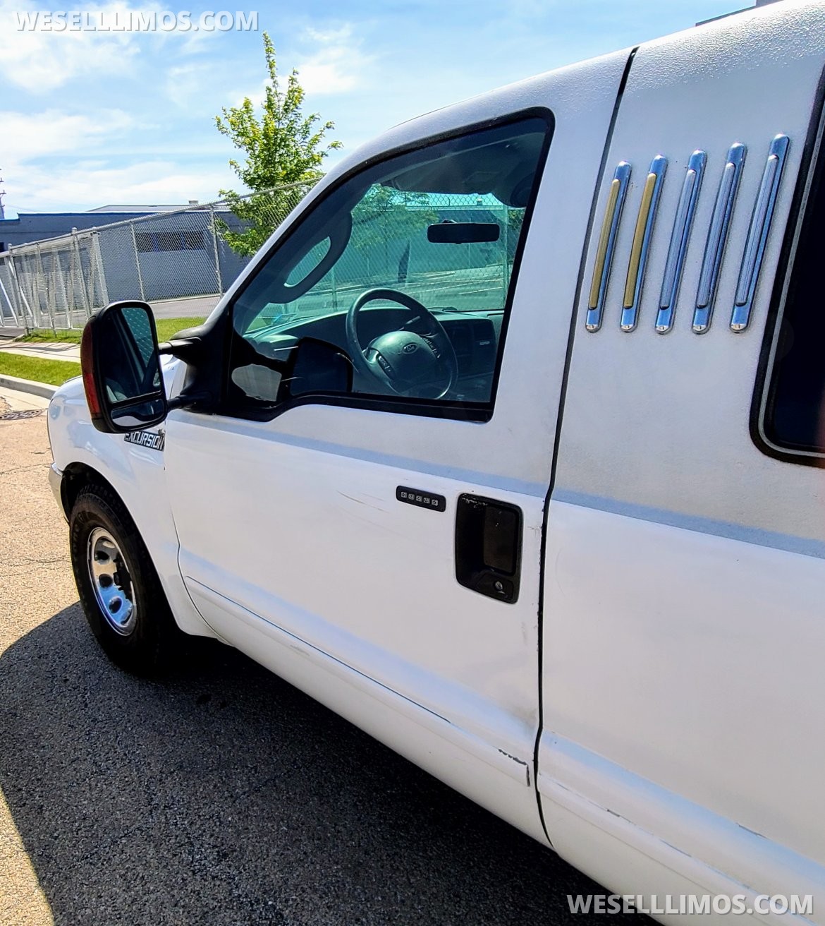 Limousine for Sale in CHICAGO, IL - Photo 9
