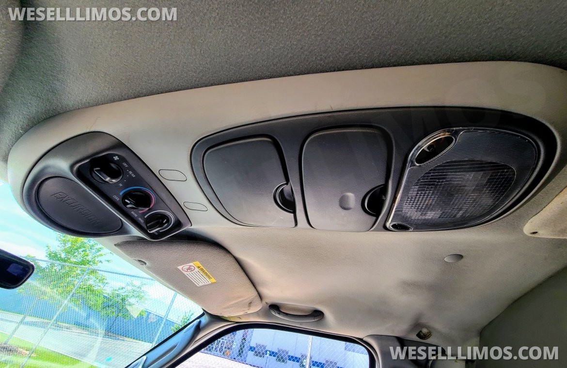 Limousine for Sale in CHICAGO, IL - Photo 19