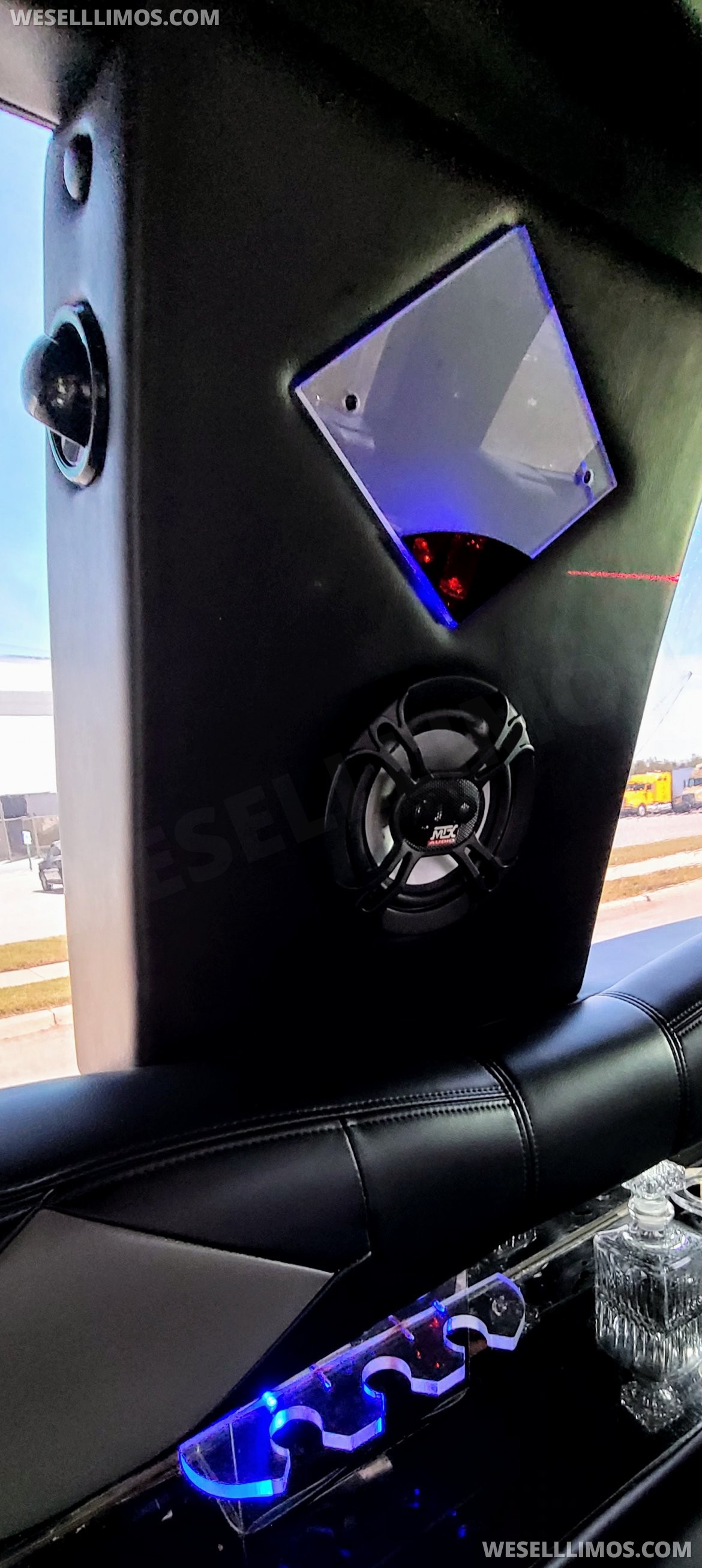 Limousine for Sale in CHICAGO, IL - Photo 36