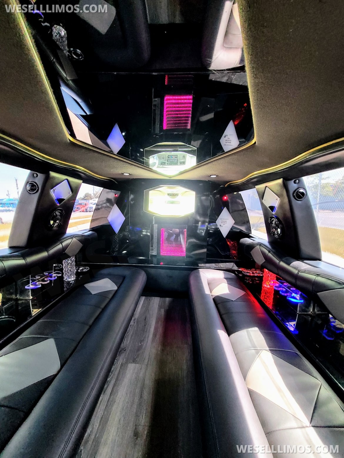 Limousine for Sale in CHICAGO, IL - Photo 35