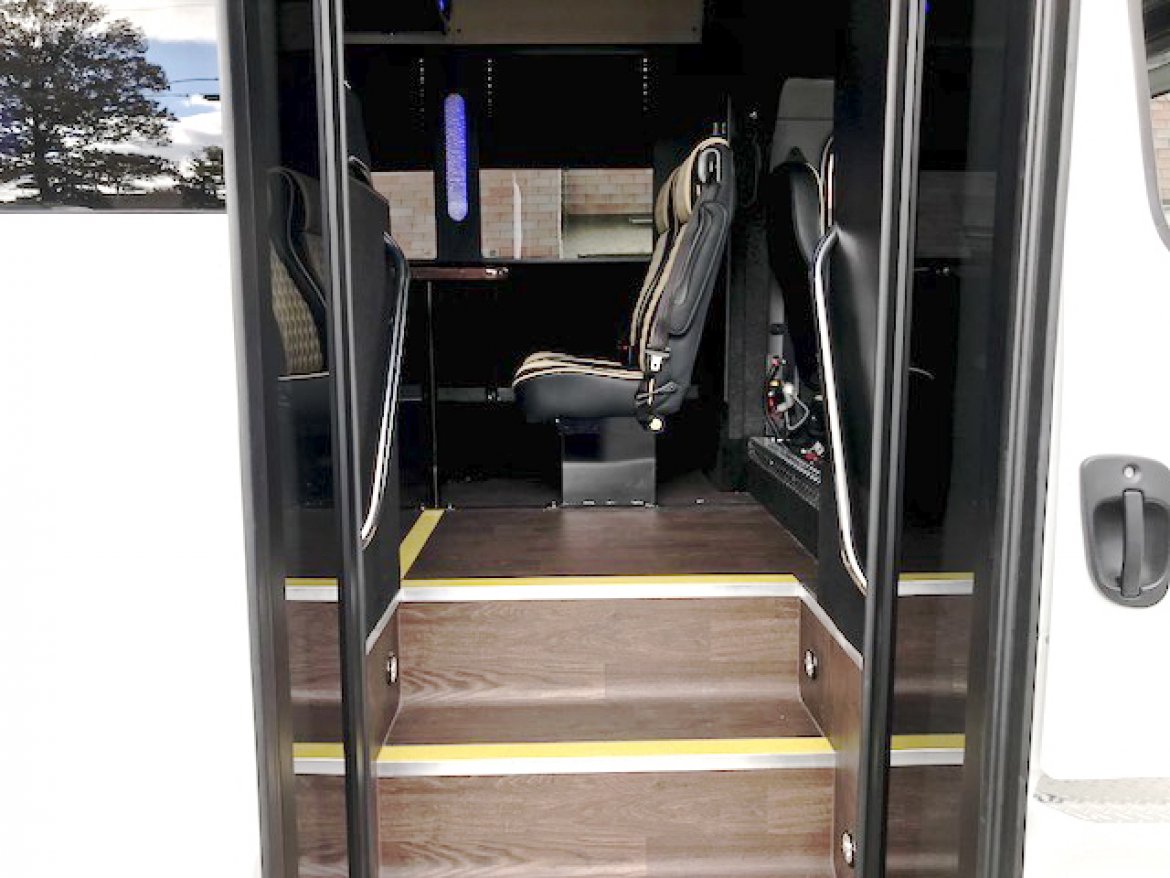 Shuttle Bus for Sale in Oaklyn, NJ - Photo 8