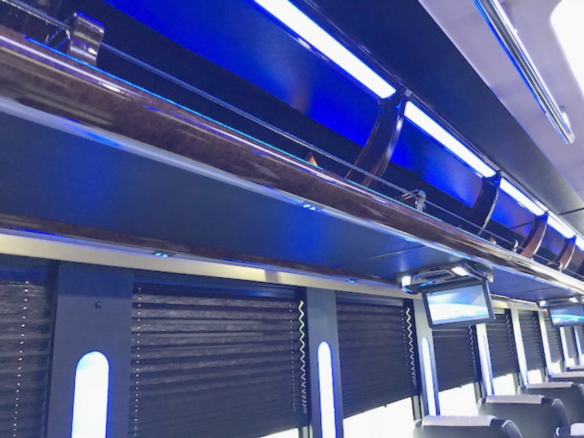 Shuttle Bus for Sale in Oaklyn, NJ - Photo 14