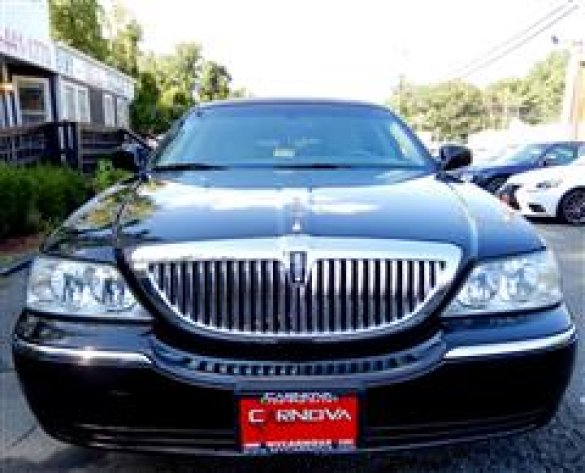 2006 Lincoln TOWN CAR Limousine for Sale in Stafford , VA - Photo 3