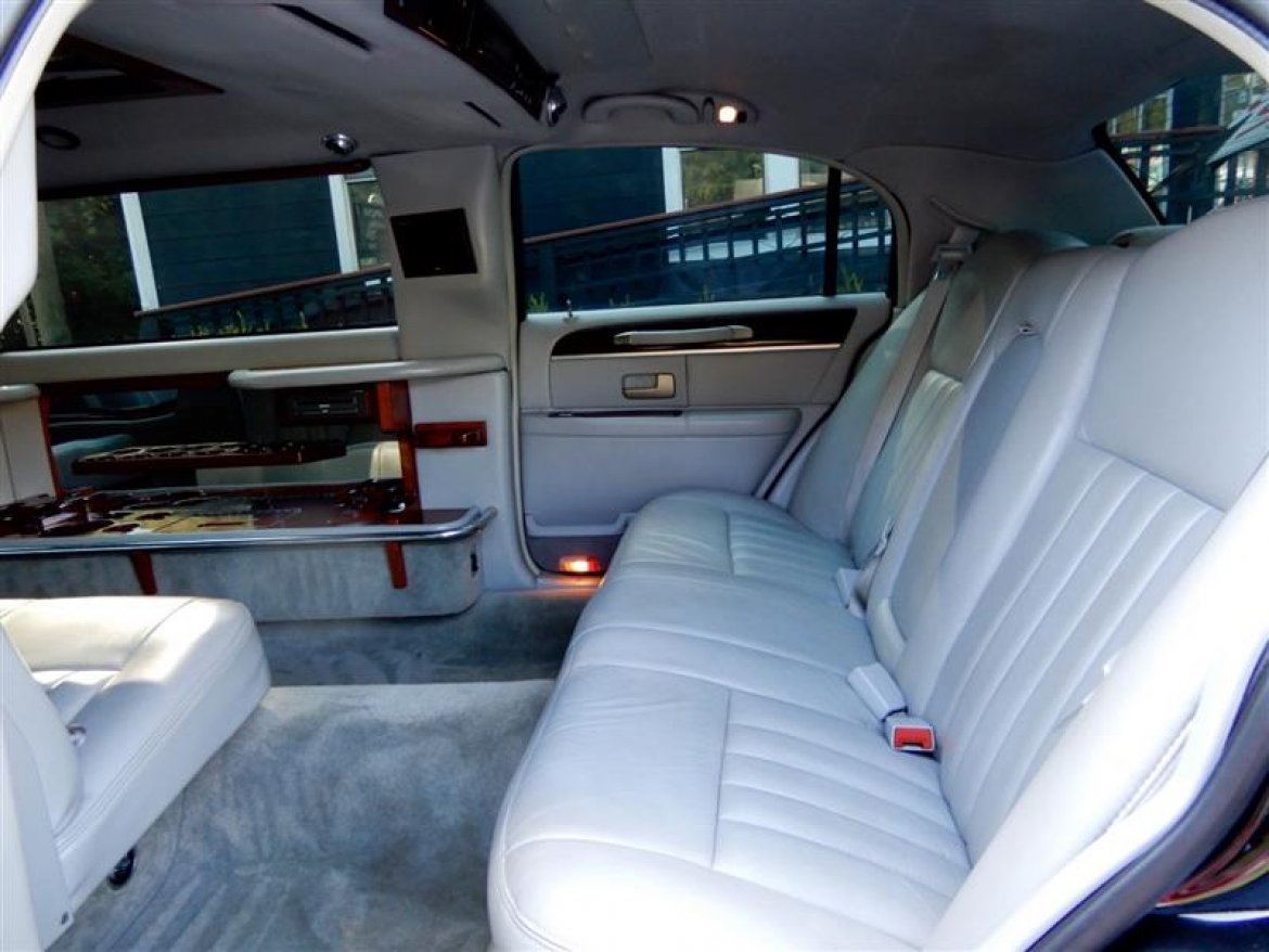 Limousine for Sale in Stafford , VA - Photo 9
